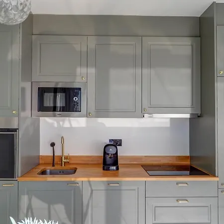 Apartment Malvasia & Lotus With Sea Views By Hello Homes *